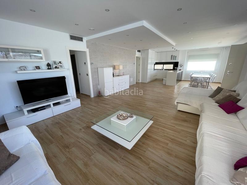 Foto 8d62da23-f738-47b9-bd4a-e406f9db0691. House with pool in Islas Menores-Mar de Cristal Cartagena