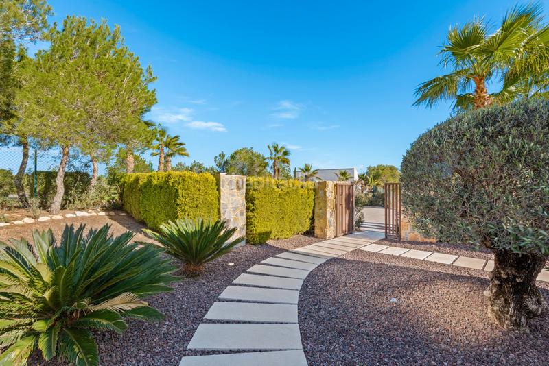 Foto 2c95df94-f5c0-4aea-a588-cd279c6f3382. Casa a Lomas de Campoamor - Las Ramblas Orihuela