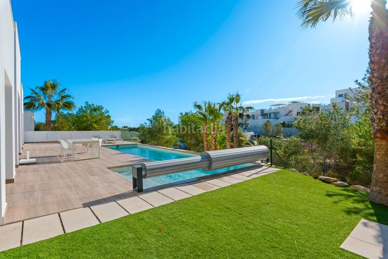 Foto f48c0ab3-c58a-4678-b0ce-85c56700c41a. Casa a Lomas de Campoamor - Las Ramblas Orihuela