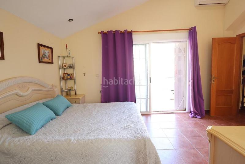 Foto f0c73947-5069-4885-b25f-1540837de598. House with parking in La Zenia Orihuela