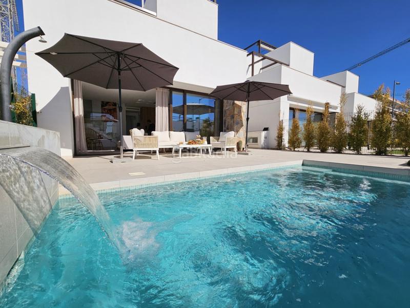 Foto 6c94d2a3-c5eb-446b-adb2-ac8e2bb5ea4d. Haus mit parking in Mar Menor golf Torre - Pacheco