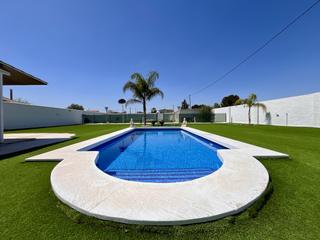 Country house in Alcantarilla
