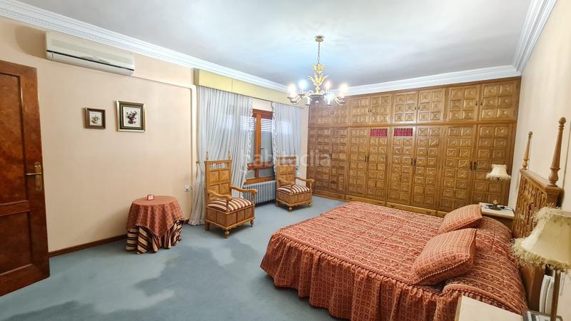 Foto b40b7d87-2630-4484-a51c-9638bbaf63b0. Maison jumelée avec parking dans Centro Elda