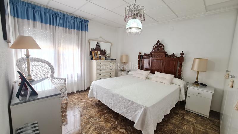 Foto 8137808b-ff8f-48da-833f-fe792e88a2f0. Reihenhaus mit parking in Centro Elda