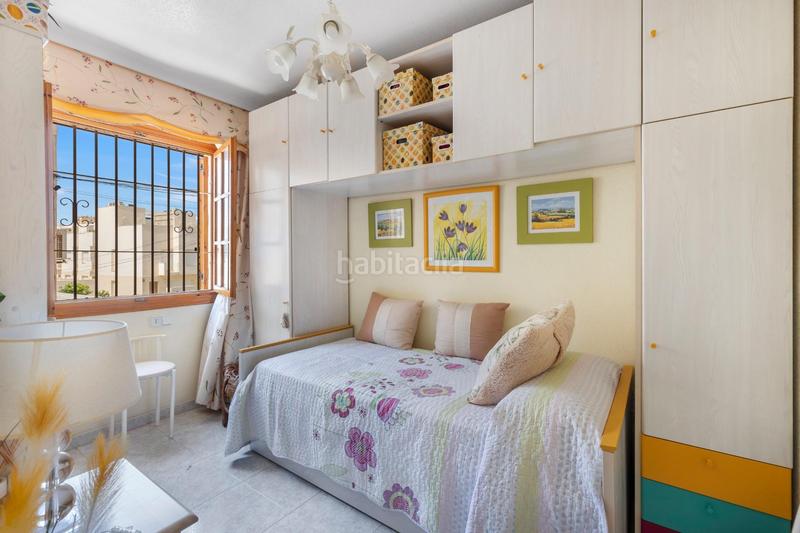 Foto 1fee4f22-dee2-4042-aa9b-d0c7f10b408b. Casa adossada a Zona los Frutales Torrevieja