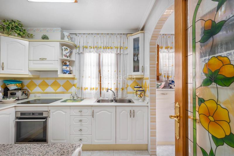 Foto bf9a2db9-a35c-475f-b764-df8cb9cceaf7. Casa adossada a Zona los Frutales Torrevieja