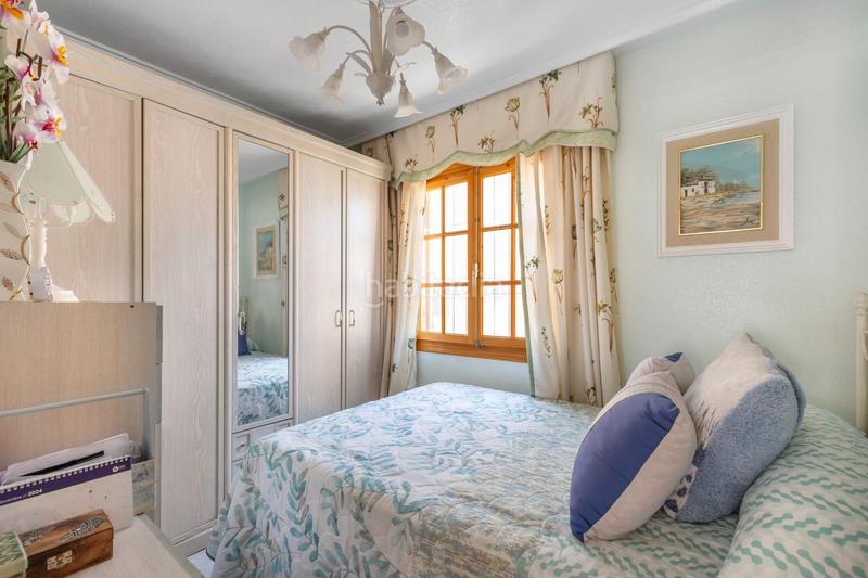 Foto e5ed8fa1-d49a-4d7d-b85f-37c56b364250. Casa adossada a Zona los Frutales Torrevieja