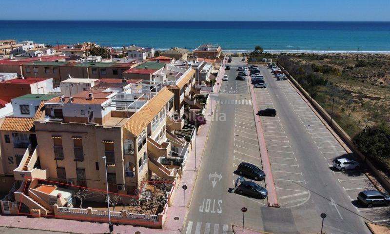 Foto dda33eb6-50c1-41c9-a37c-22b2b0513137. Casa en Los Europeos Torrevieja