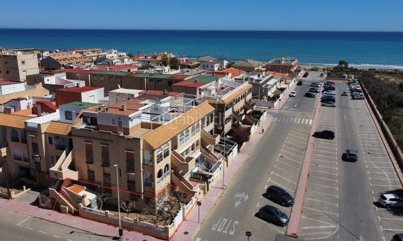 Foto f58f206f-bdc8-4252-92cb-1f19b22b6ccd. Casa en Los Europeos Torrevieja