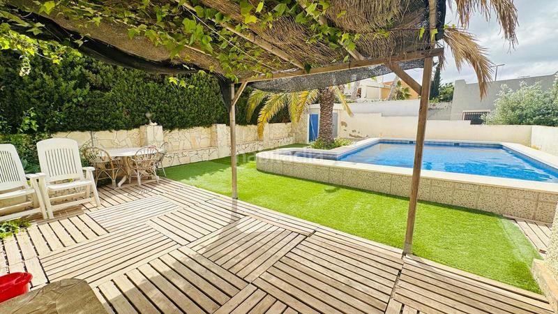 Foto c9444dbd-bf3e-41e4-9070-c30e38ede355. Casa a schiera con piscina in Los Balcones y los Altos Orihuela