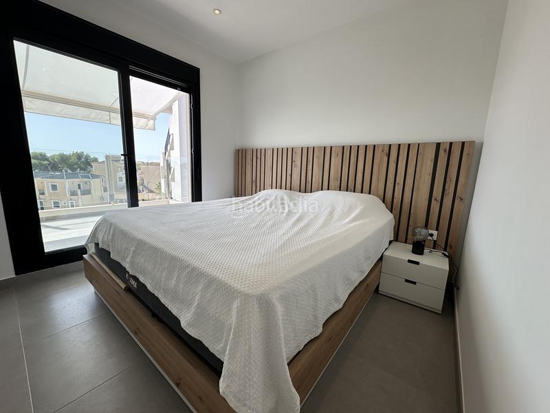 Foto a0e884e0-d812-46af-9fc8-88464360aab8. Attique avec parking dans Villamartín-Las Filipinas Orihuela