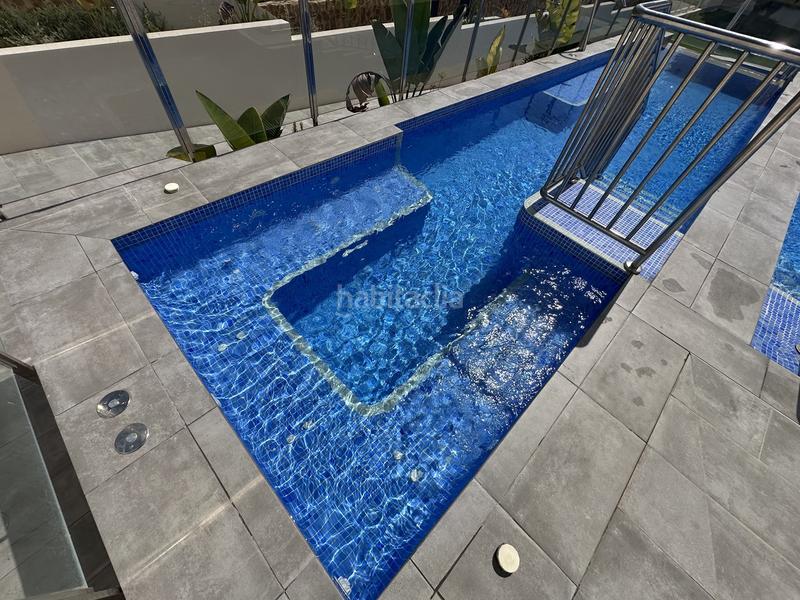 Foto aa00177c-91a4-4b2b-a1a1-f9d1d5907385. Penthouse with parking in Villamartín-Las Filipinas Orihuela