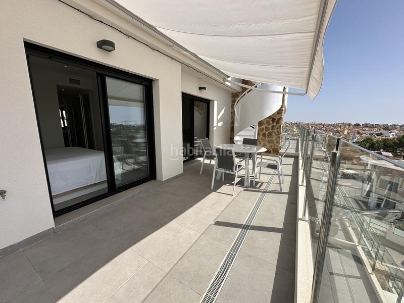 Foto dc3535f8-e45d-4e8b-9410-9d8847a2062a. Penthouse with parking in Villamartín-Las Filipinas Orihuela