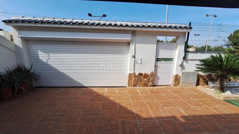 Foto efead6ae-9372-440f-8977-3c9219c95d7f. Casa amb piscina a Los Balcones-Los Altos Torrevieja