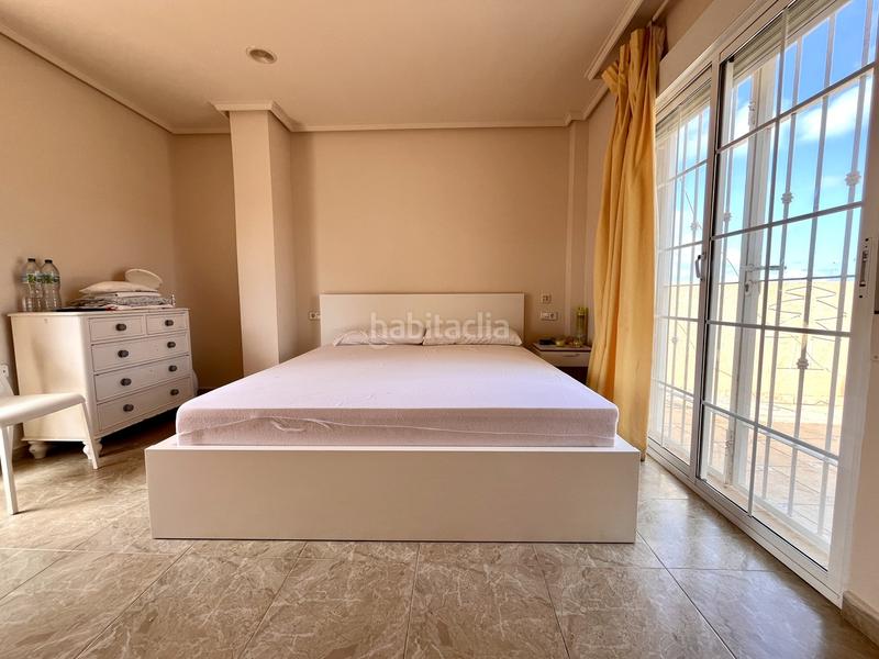 Foto d16f0891-1c62-4916-82cd-c12e73b9f517. Haus mit parking in La Zenia Orihuela