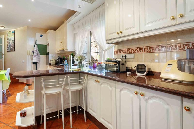 Foto 1608091a-4f8d-4683-b91d-adac5ed9b90b. House with pool in Cabo Roig Orihuela