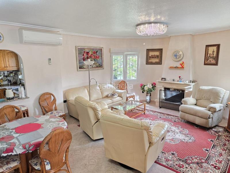 Foto 91258f2f-ab8e-4a7f-b12f-453a12e380f2. Casa amb piscina a Playa Flamenca Orihuela