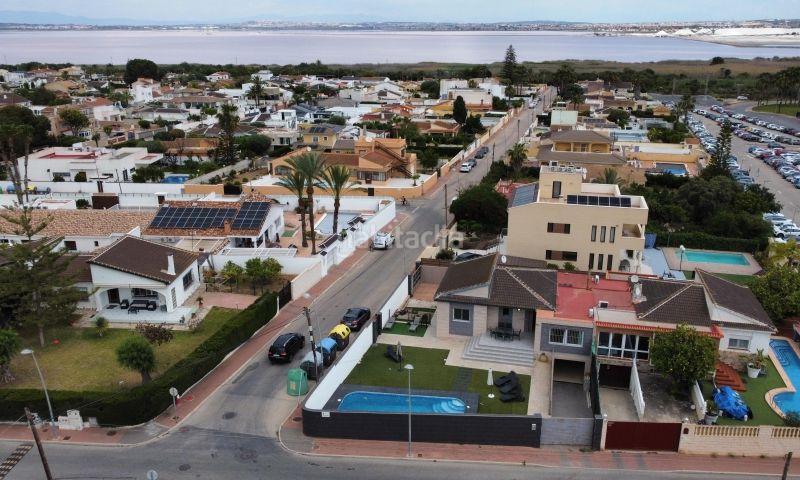 Foto dae5c138-83c1-4887-a039-218a9fcc0ea7. Casa en Los Balcones-Los Altos Torrevieja