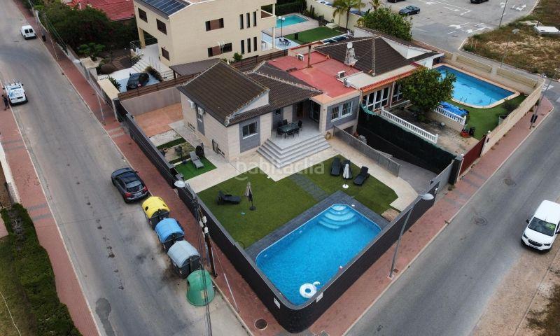 Foto d2ce5ed6-53c0-4e51-9197-3264fc18aca0. House with pool in Los Balcones-Los Altos Torrevieja