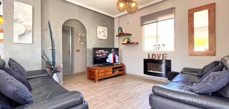 Foto e50ba0b8-059f-42d8-af9c-fd6046262f1b. Haus in La Zenia Orihuela