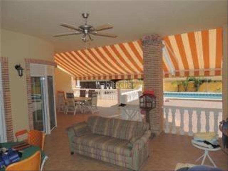 Foto 9aaf1459-e418-42b5-b3dd-8180e57488c6. Haus mit pool in Catral