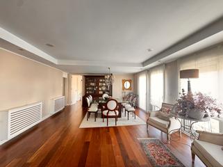 Penthouse in Alameda