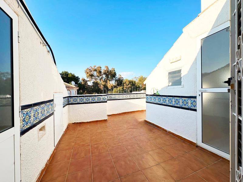 Foto b3956dd2-8b3a-407e-8e2b-66a2daa5130a. Casa adosada en Lomas de Cabo Roig - Los Dolses Orihuela