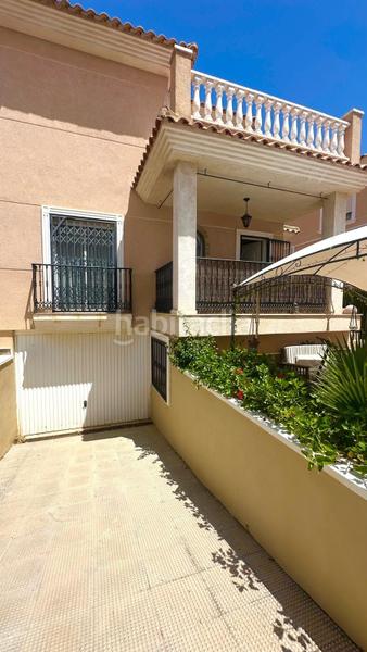 Foto f16a2d28-3180-470d-8fdc-c3126a0df52a. Semi detached house in Los Balcones y los Altos Orihuela