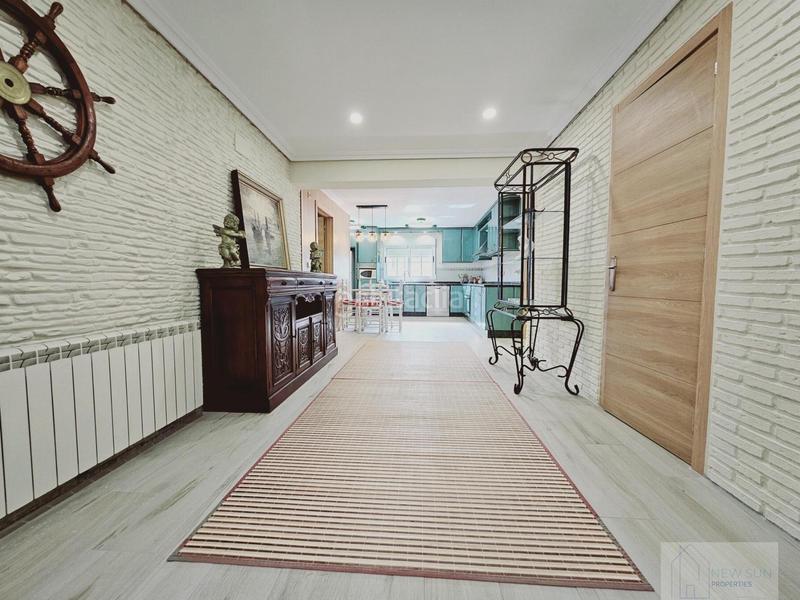 Foto 35fcdfc2-8181-4b7e-981d-6f4f49e48102. Haus mit pool in Zona Carrefour - Urbanizaciones Torrevieja