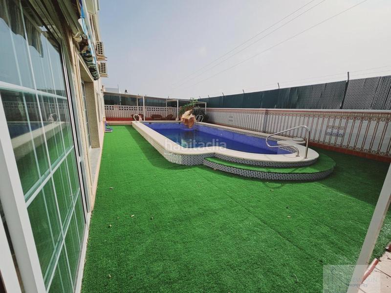 Foto 12cbb0cd-975c-4166-93ce-14419e82851f. House with pool in Zona Carrefour - Urbanizaciones Torrevieja