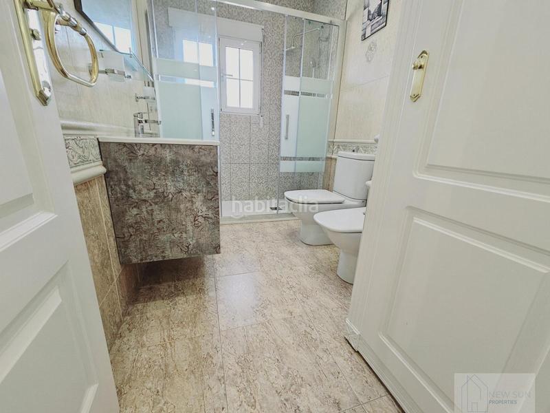 Foto c6f8d426-2ade-4875-ada1-616c72de603d. House with pool in Zona Carrefour - Urbanizaciones Torrevieja