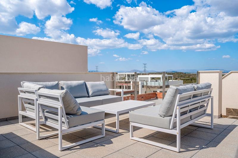 Foto 1bf7a134-c142-4c33-a3f4-14ff19299e8a. House in Los Almendros Orihuela