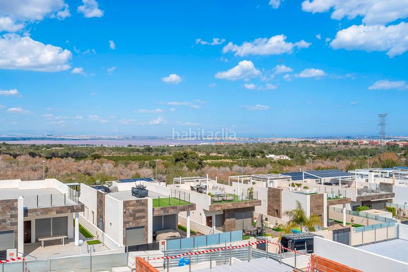 Foto 22740d7f-633b-447c-861f-47590e9171ea. House in Los Almendros Orihuela