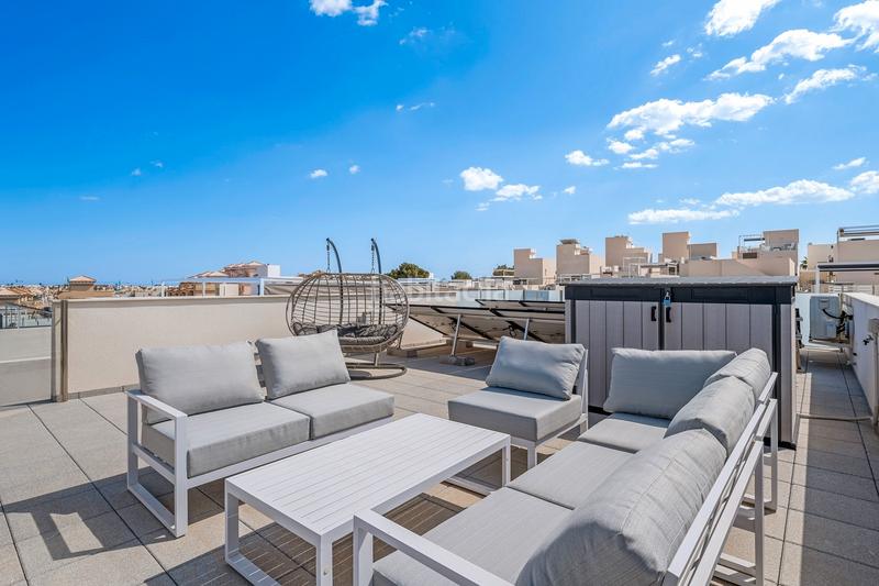 Foto dc3e9ce3-b0d2-419b-96c2-a12c98d99c4f. Maison dans Los Almendros Orihuela