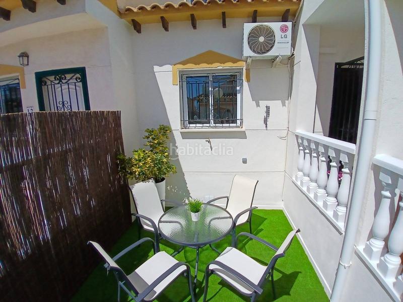 Foto 4d90a1be-7ee1-42ae-a2d1-b4a4cc83b034. Duplex dans Los Balcones y los Altos Orihuela