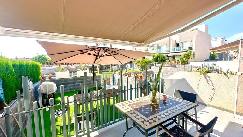 Foto 55186372-6d46-468d-a058-64c6ec984728. Semi detached house in Parque Acuático - Sector 25 Torrevieja