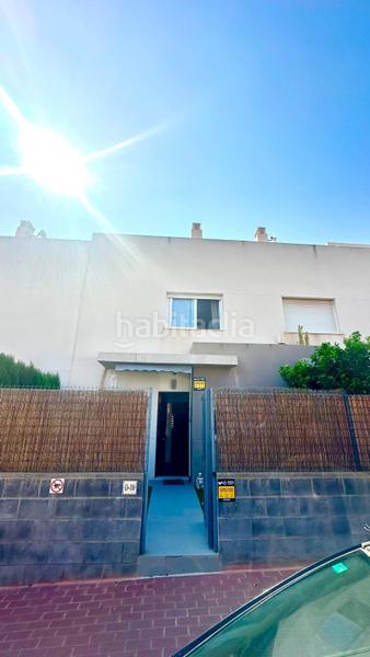 Foto 931a3518-4db4-4665-82c5-ecc7f0f67bc2. Semi detached house in Parque Acuático - Sector 25 Torrevieja