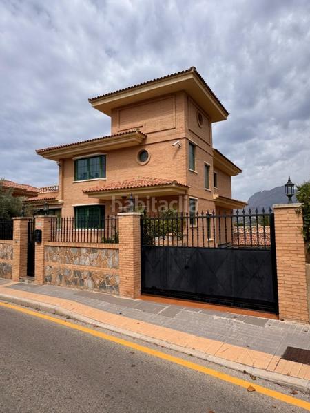 Foto 48eac85e-8b4a-47e1-8f35-8f1cfb8fea00. Maison dans Sierra Helada Benidorm