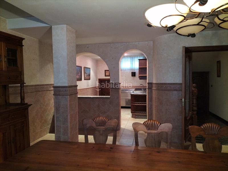 Foto a8f40b20-1b10-4a49-a0f6-e6bdfaa4d09f. Casa en Centro Elda