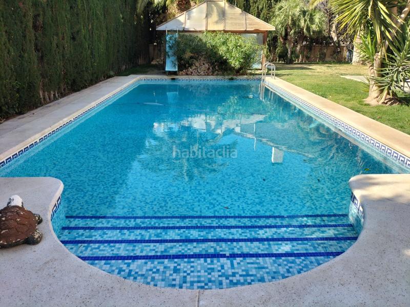 Foto fb79e27a-4453-43d1-8c1f-4a227efb3b90. Casa en Centro Elda