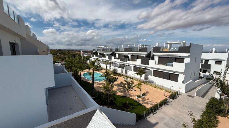 Foto dd8e3495-8e5a-45e4-b447-83f8f3b75a75. Apartamento en Los Balcones-Los Altos Torrevieja