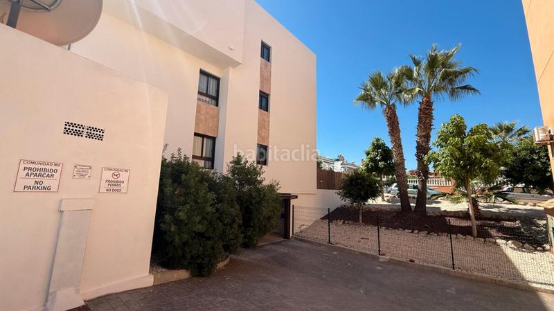 Foto b1fcd718-14da-4a5d-8873-92cb80794689. Attico in Los Almendros Orihuela