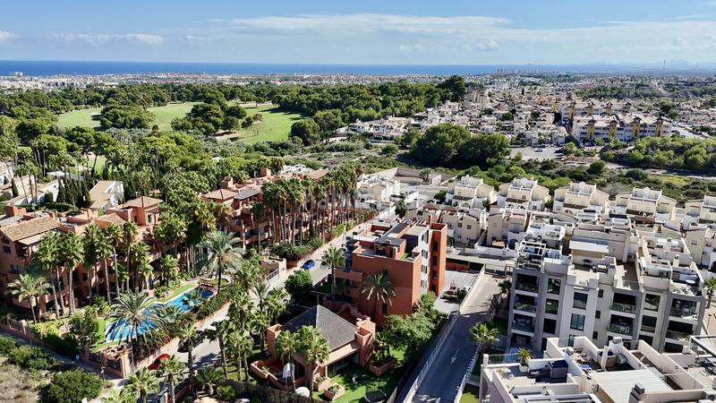 Foto 25cf1c0d-b034-4480-a75e-770cc46df3cd. Appartement avec parking dans Villamartín-Las Filipinas Orihuela