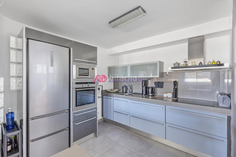 Foto 73e51d1c-d93a-4d08-9596-cd0479f78c67. Ático en Playa de San Juan Alicante