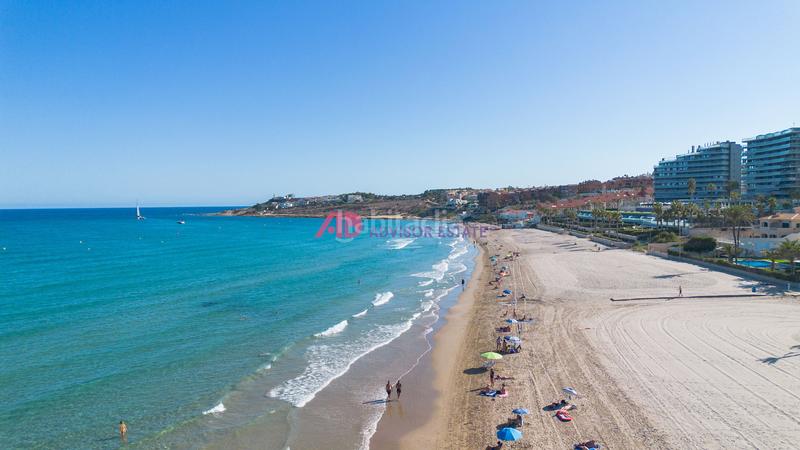 Foto f2a2f76e-7045-4a4f-bf24-6f141b105d28. Attico in Playa de San Juan Alicante