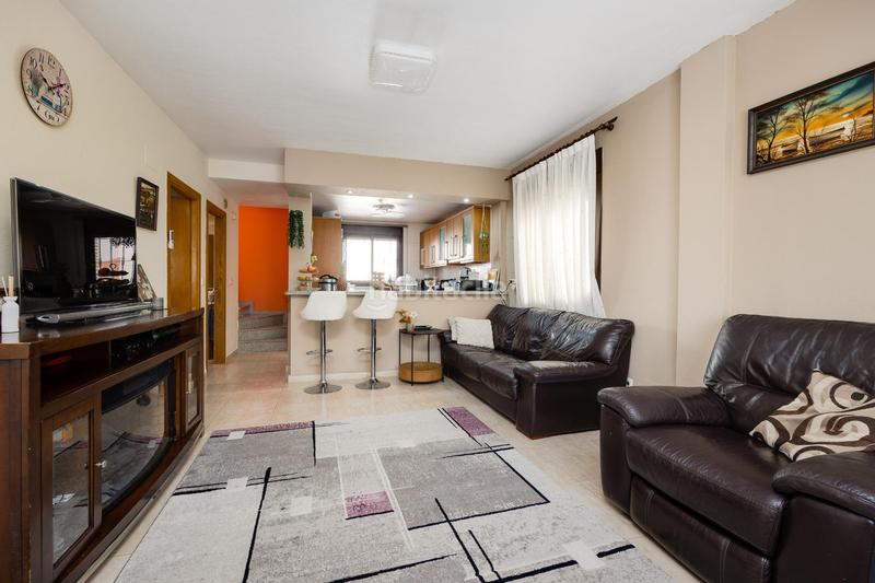 Foto 42da329c-8dad-4ee1-b959-7dd7582b3072. Maison dans Los Almendros Orihuela