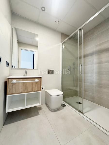 Foto c47e4bb6-406f-4e48-b04d-36ddfd0e40e6. Apartamento en Playa Poniente Benidorm