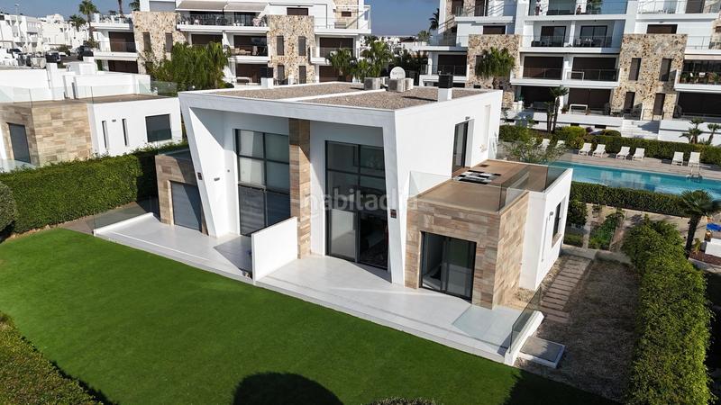 Foto 04ca4b5c-c1d7-4a11-9ec5-a65cfe4ab113. House with parking in Lomas de Cabo Roig - Los Dolses Orihuela