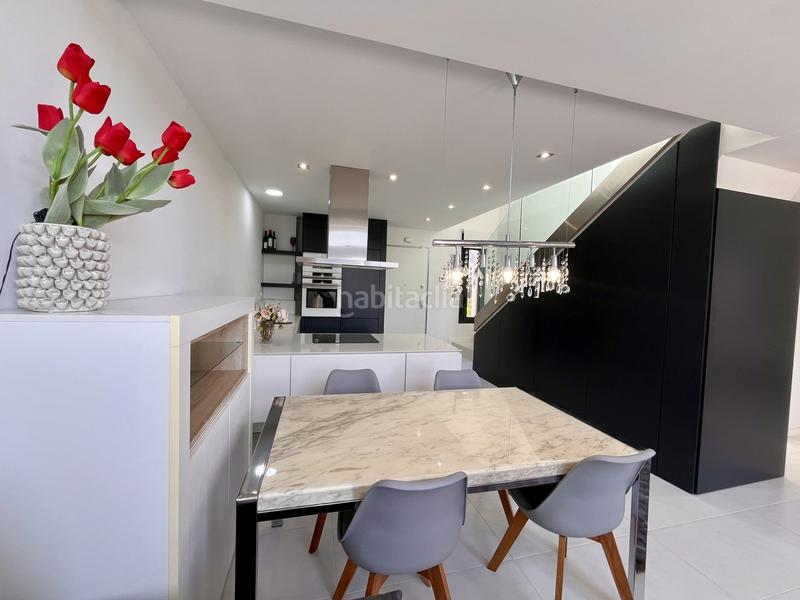 Foto e9808b80-a9ef-4c04-b138-815fc7b77017. House with parking in Lomas de Cabo Roig - Los Dolses Orihuela