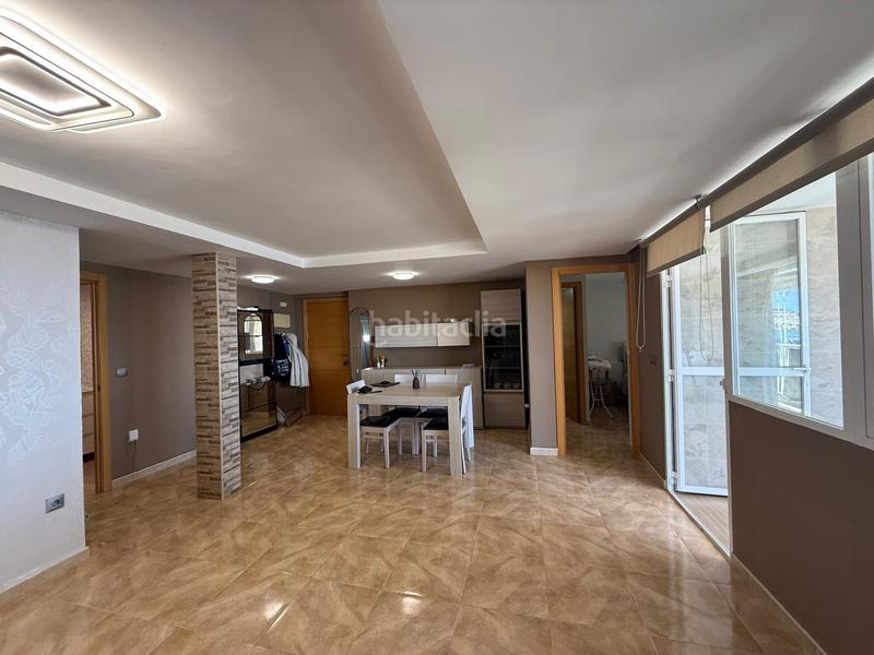 Foto f0197302-c872-478b-b353-b41ec2f3fa5f. Apartamento en Playa Levante Benidorm